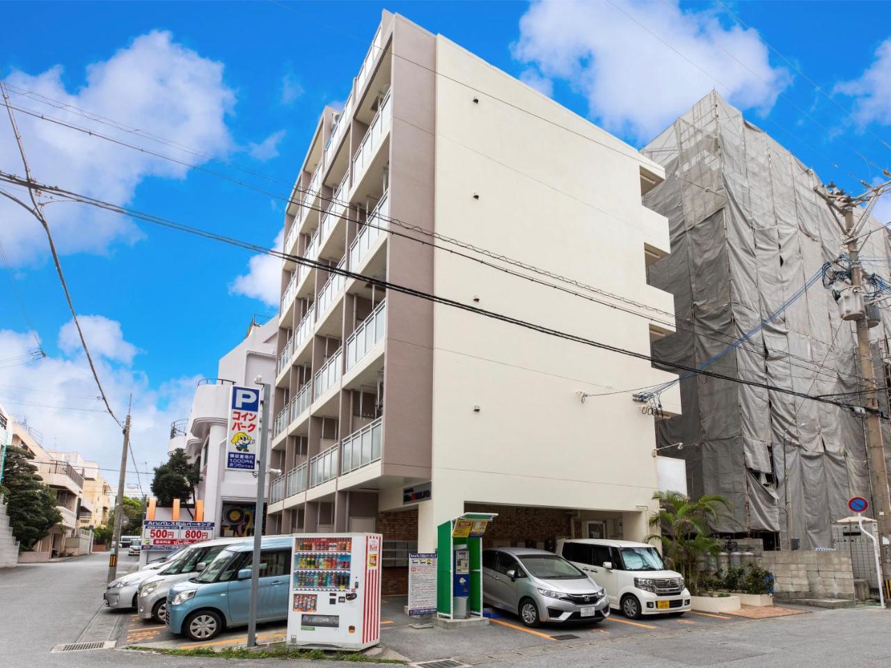 Mr.Kinjo In Kume Naha Exterior foto